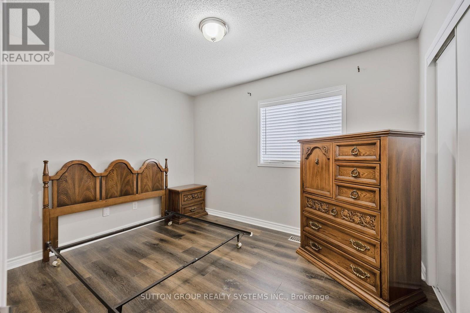 75 Coleman Drive, Barrie (Edgehill Drive), Ontario  L4N 0P1 - Photo 15 - S13484748
