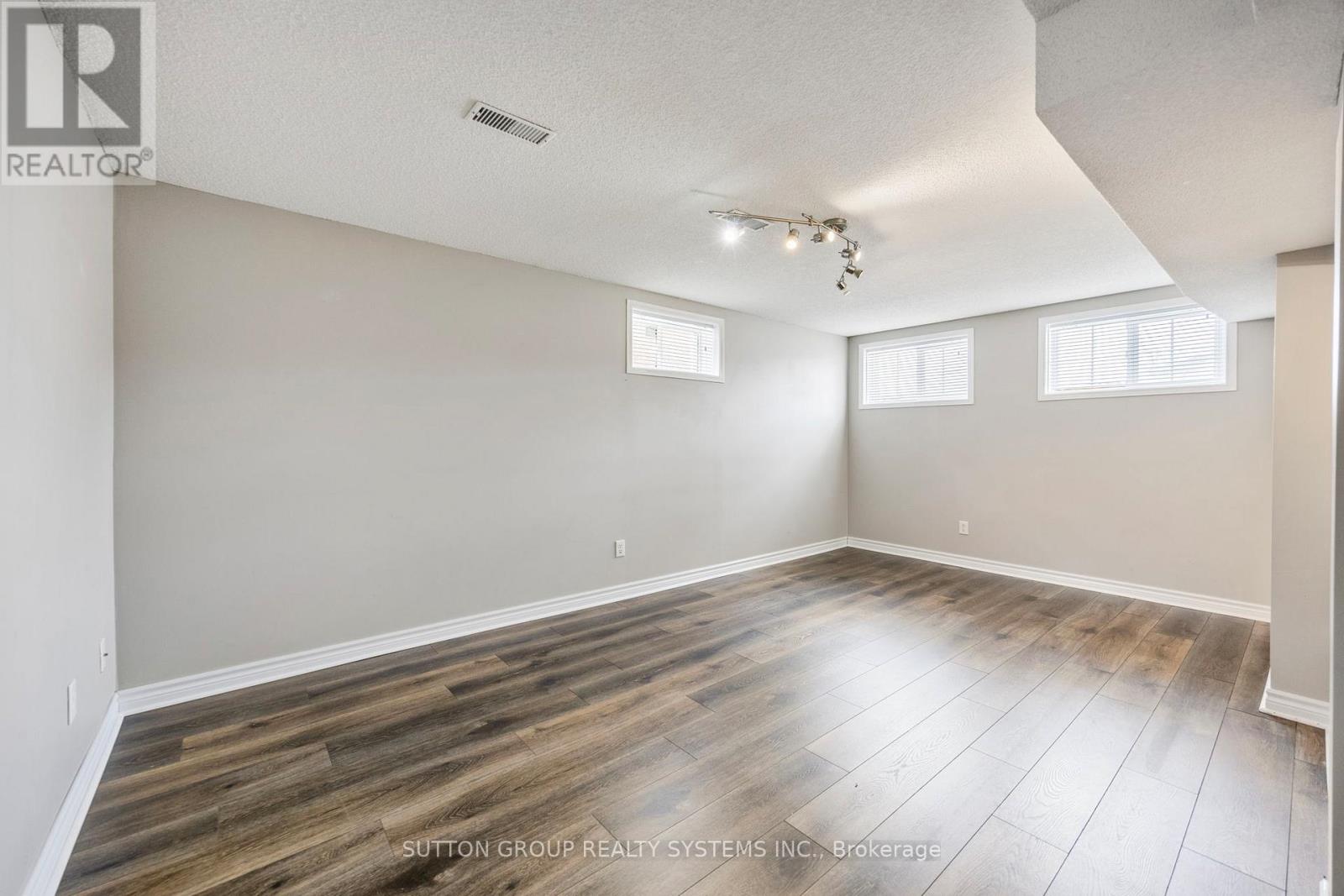 75 Coleman Drive, Barrie (Edgehill Drive), Ontario  L4N 0P1 - Photo 25 - S13484748