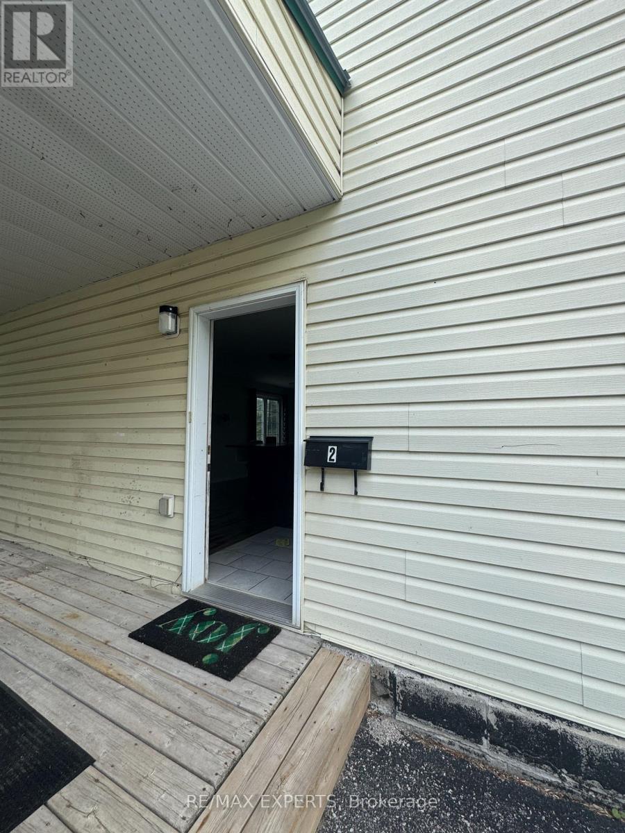 Unit B - 630 Dominion Avenue, Midland, Ontario  L4R 1R6 - Photo 3 - S13484936