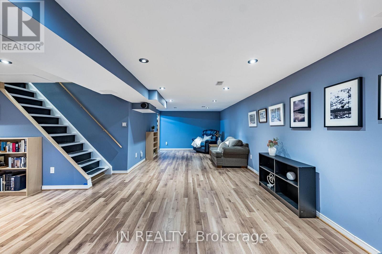 32 Barkwood Court, Brampton, Ontario  L6V 2C3 - Photo 32 - W13483846