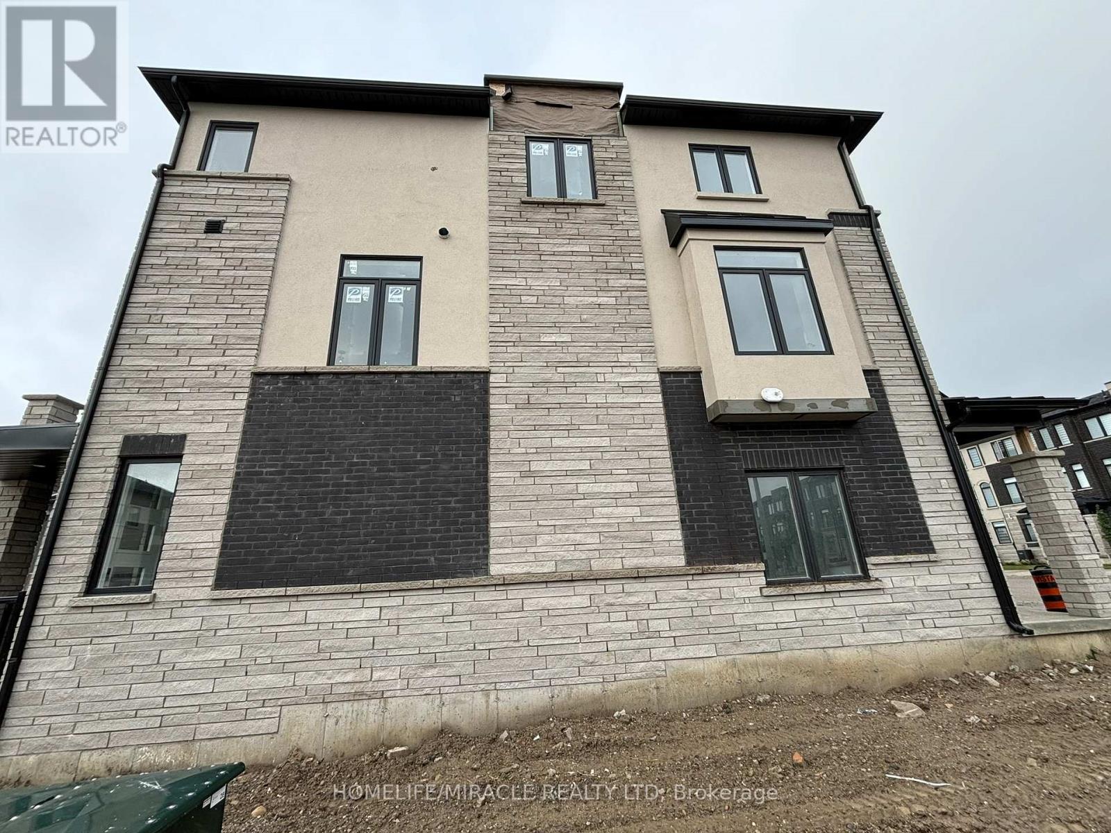 7 - 155 Equestrian Way, Cambridge, Ontario  N3E 0E8 - Photo 6 - X13483106