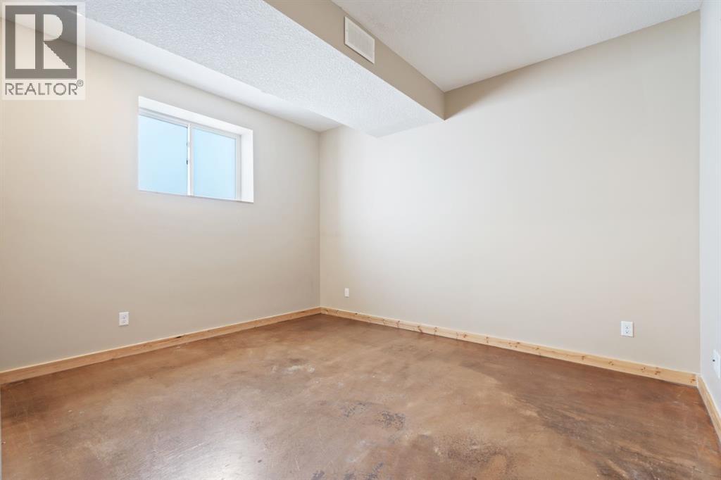 135 Drake Landing View, Okotoks, Alberta  T1S 0A1 - Photo 38 - A2323799