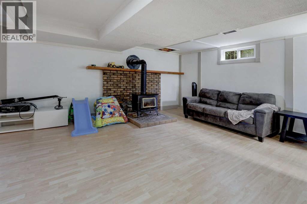 620 Mcculloch Crescent, Irricana, Alberta  T0M 1B0 - Photo 18 - A2321947
