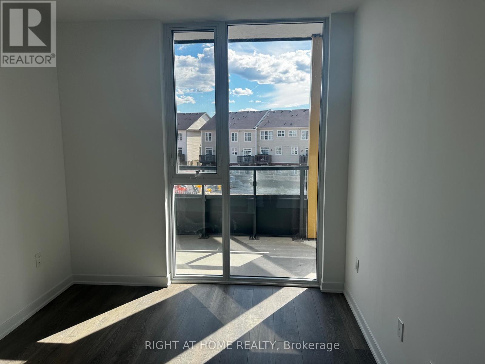 312 - 4878 Powers Common, Burlington, Ontario  L7M 2B4 - Photo 8 - W13484718