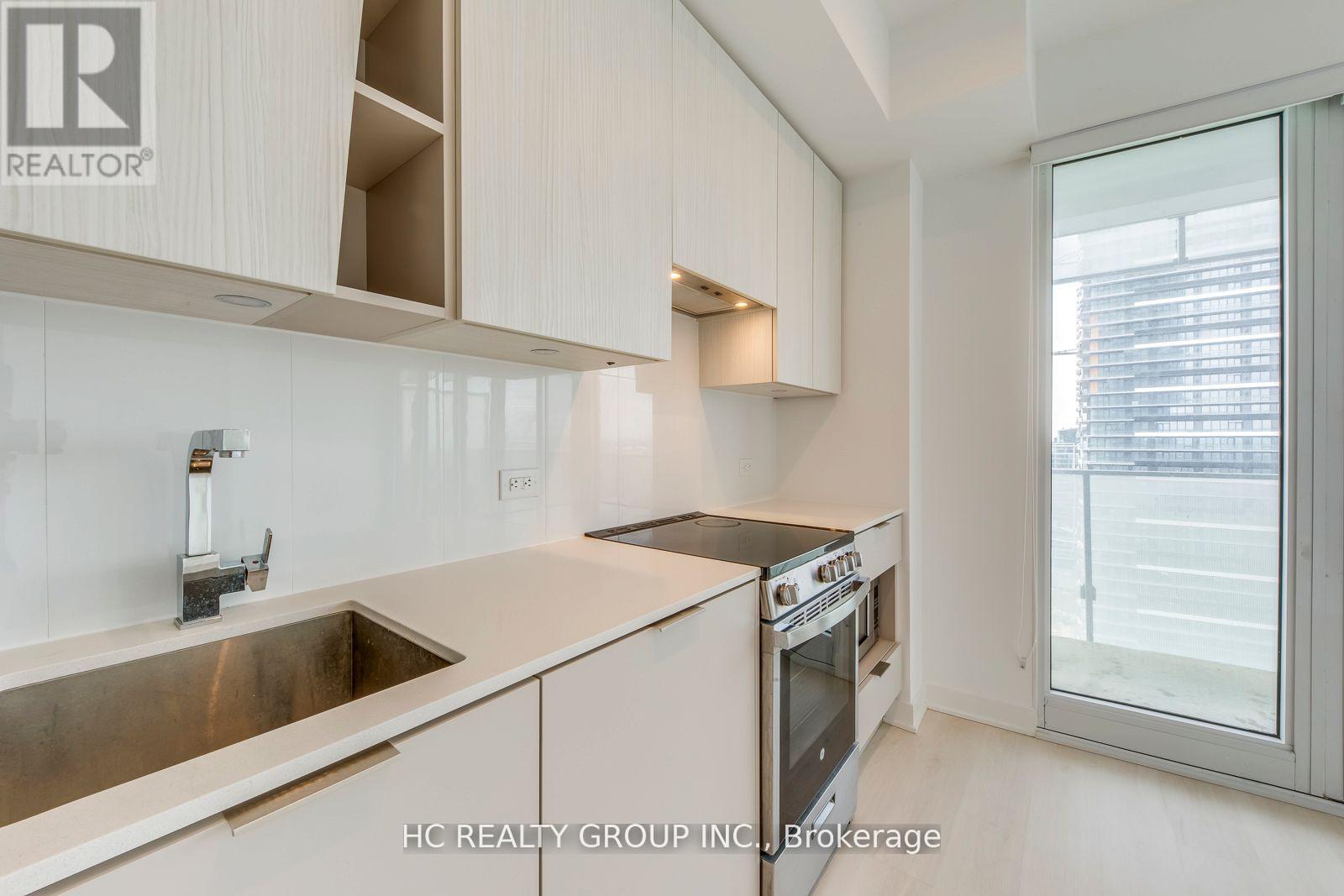 2805 - 3900 Confederation Parkway, Mississauga, Ontario  L5B 0M3 - Photo 10 - W13484854