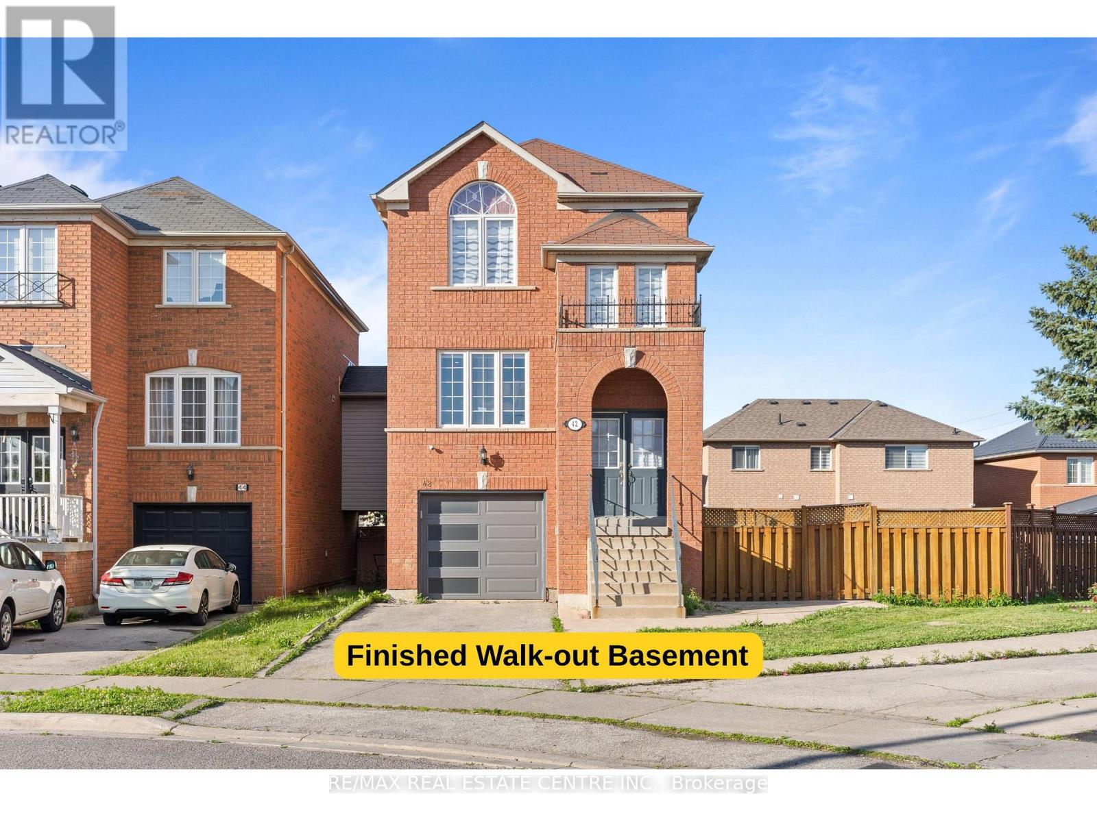42 DOMENICO CRESCENT, Brampton, Ontario