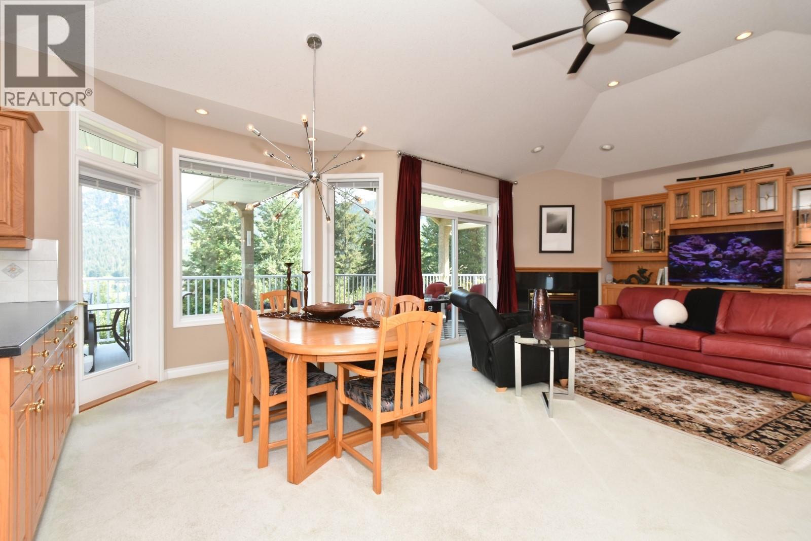 2675 Doebert Road, Blind Bay, British Columbia  V0E 1H1 - Photo 12 - 10320141