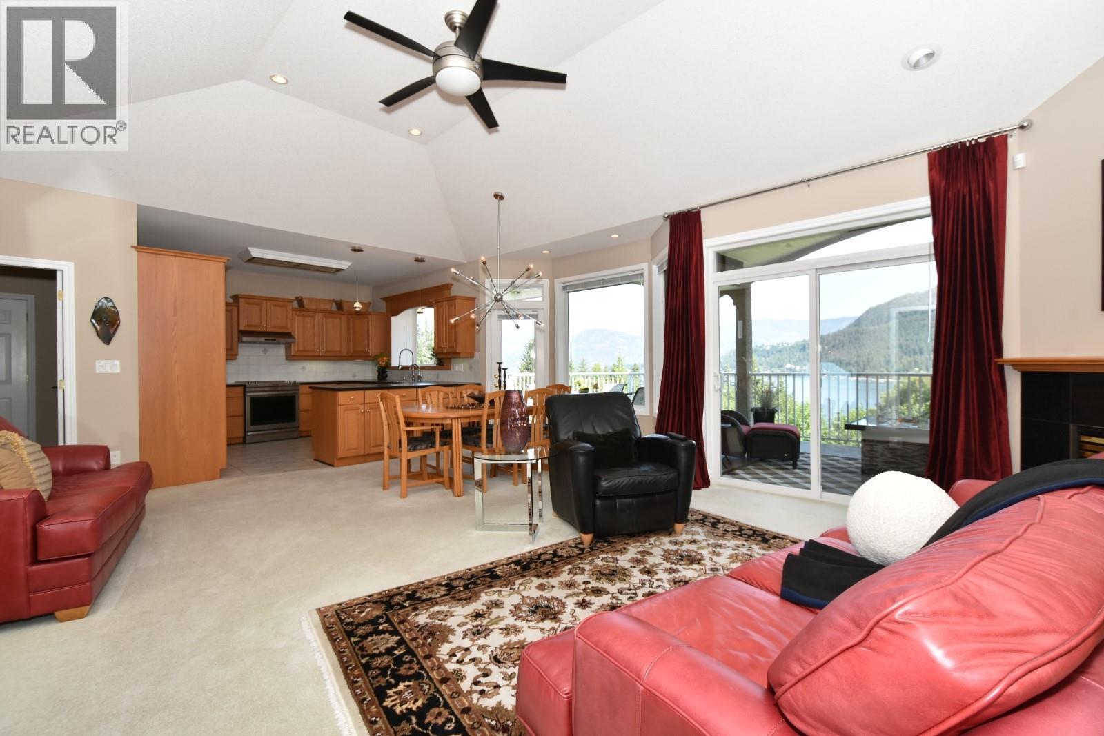 2675 Doebert Road, Blind Bay, British Columbia  V0E 1H1 - Photo 8 - 10320141