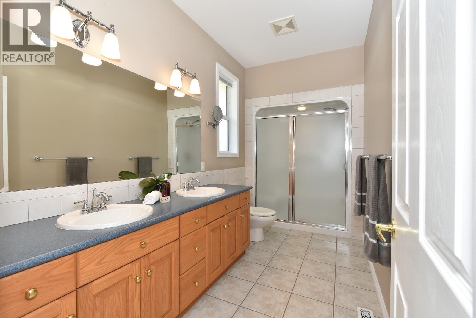 2675 Doebert Road, Blind Bay, British Columbia  V0E 1H1 - Photo 31 - 10320141