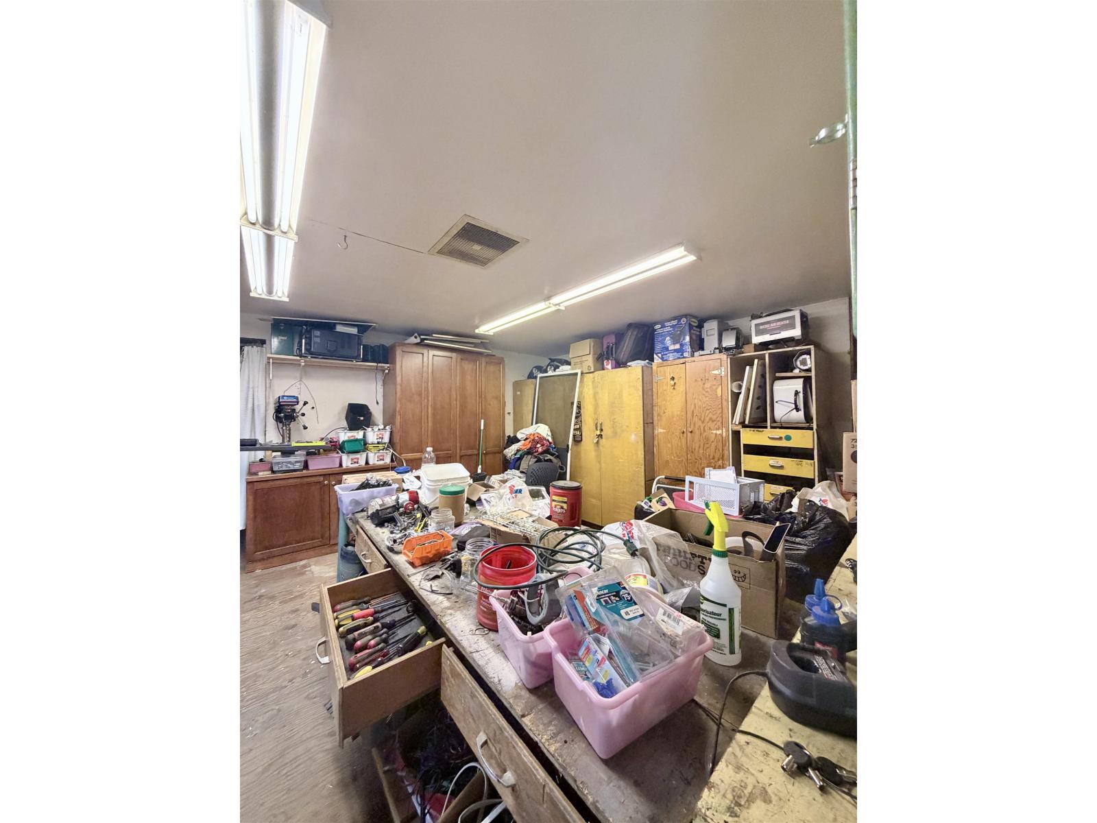 Listing image 27