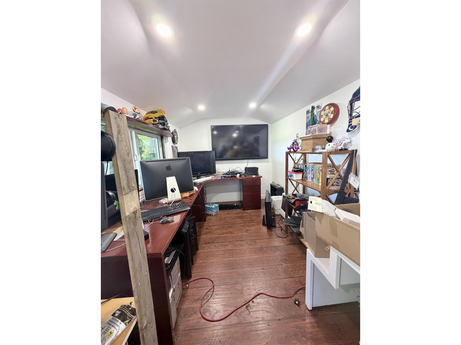 Listing image 24