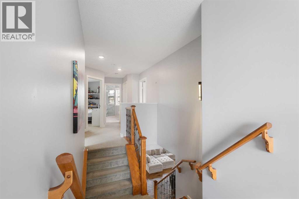 23 Strathlea Crescent SW, Calgary, Alberta  T3H 5A8 - Photo 15 - A2321902