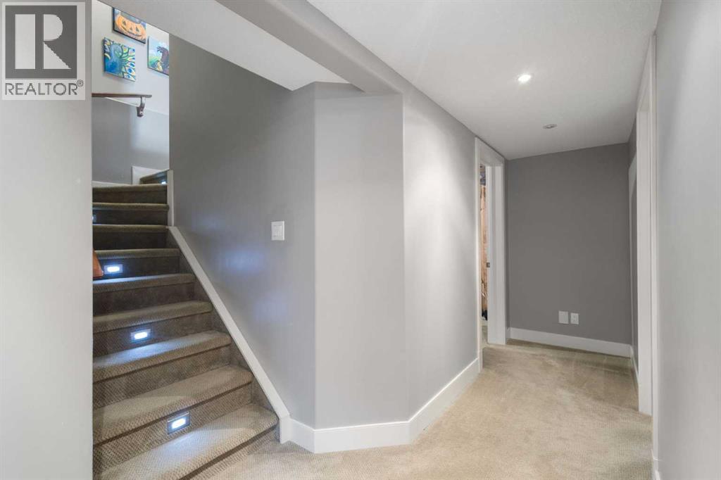 23 Strathlea Crescent SW, Calgary, Alberta  T3H 5A8 - Photo 30 - A2321902