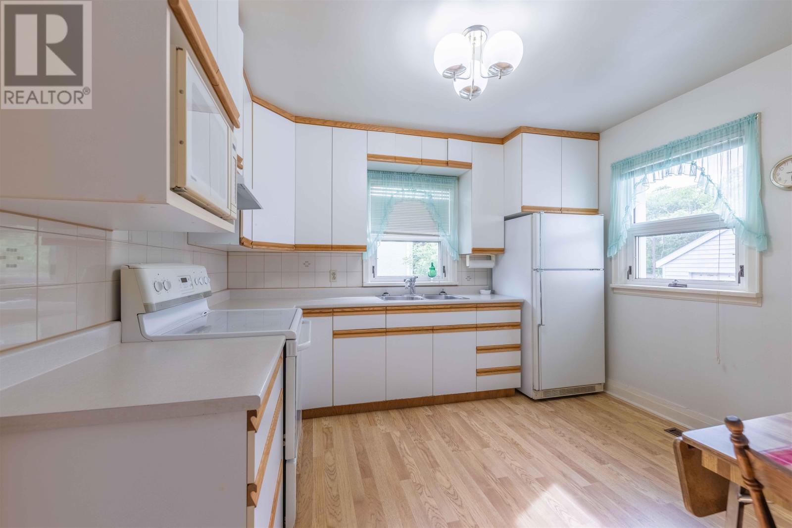 108 Hill St S, Thunder Bay, Ontario  P7B 3V1 - Photo 23 - TB2601682