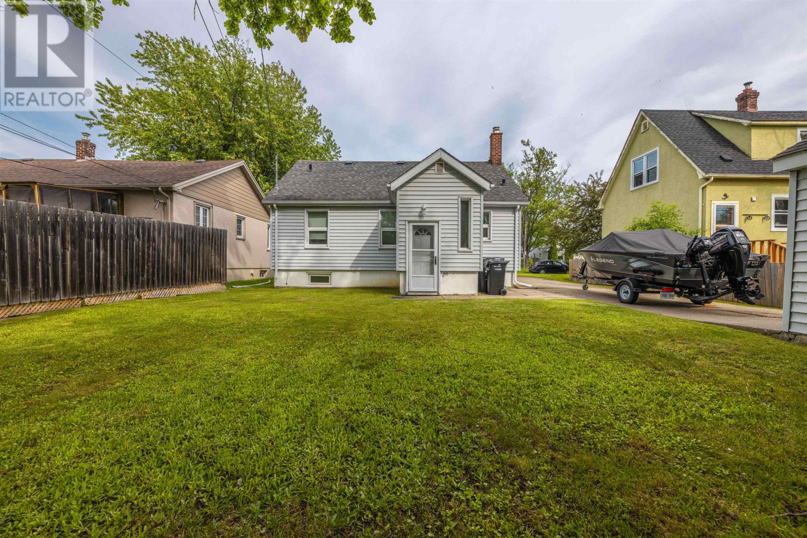 108 Hill St S, Thunder Bay, Ontario  P7B 3V1 - Photo 6 - TB2601682