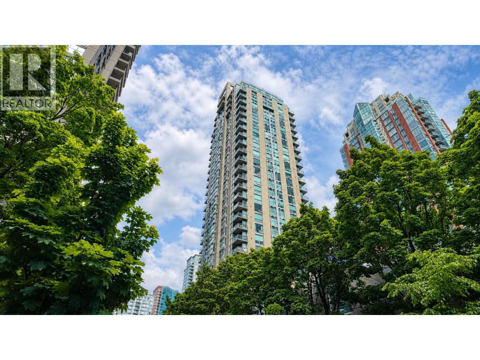 1702 928 Richards Street, Vancouver, British Columbia  V6B 6P6 - Photo 2 - R3139415