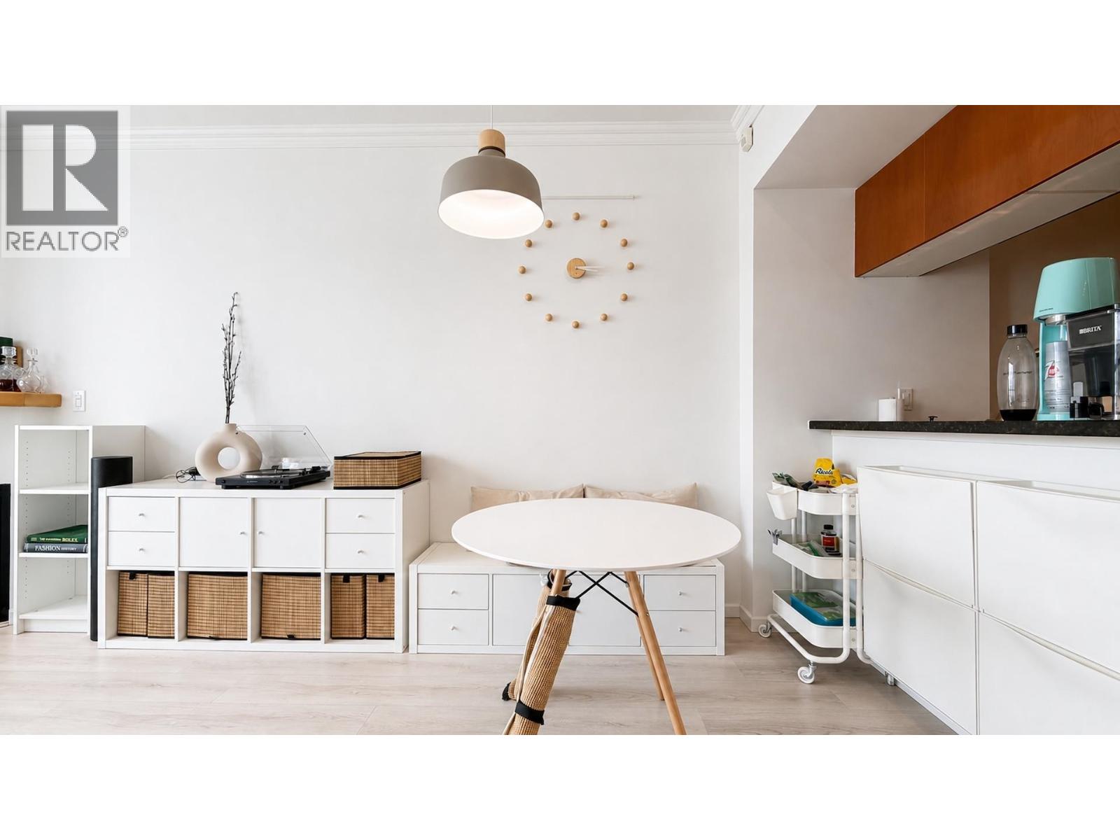 1702 928 Richards Street, Vancouver, British Columbia  V6B 6P6 - Photo 8 - R3139415