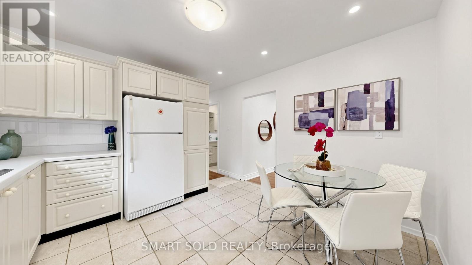 20 Bedle Avenue, Toronto, Ontario  M2H 1K8 - Photo 16 - C13484972