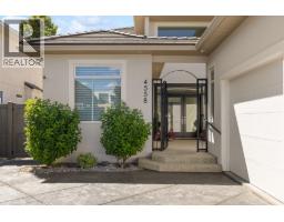 4558 Walker Road, Kelowna, British Columbia  V1W 3C7 - Photo 3 - 10391519
