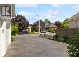 4558 Walker Road, Kelowna, British Columbia  V1W 3C7 - Photo 81 - 10391519
