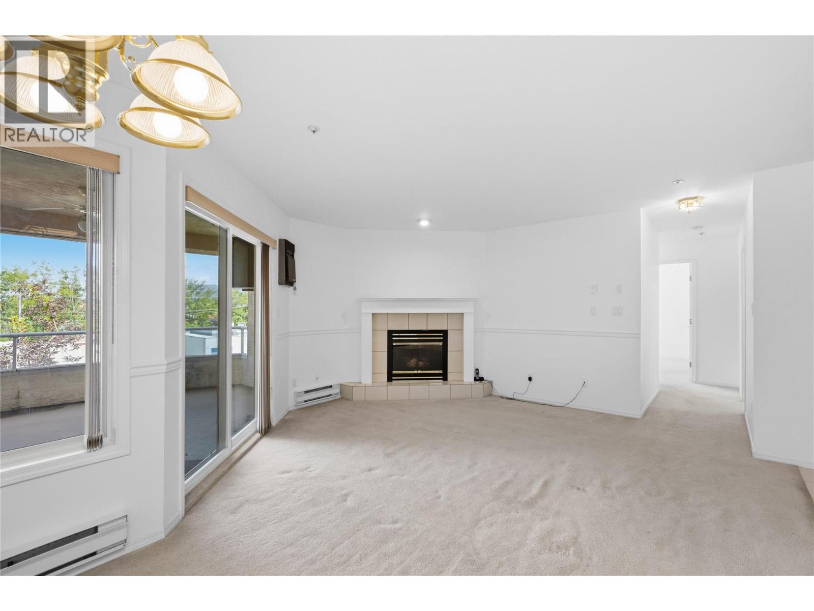 1750 Atkinson Street Unit# 409, Penticton, British Columbia  V2A 7M6 - Photo 4 - 10392568