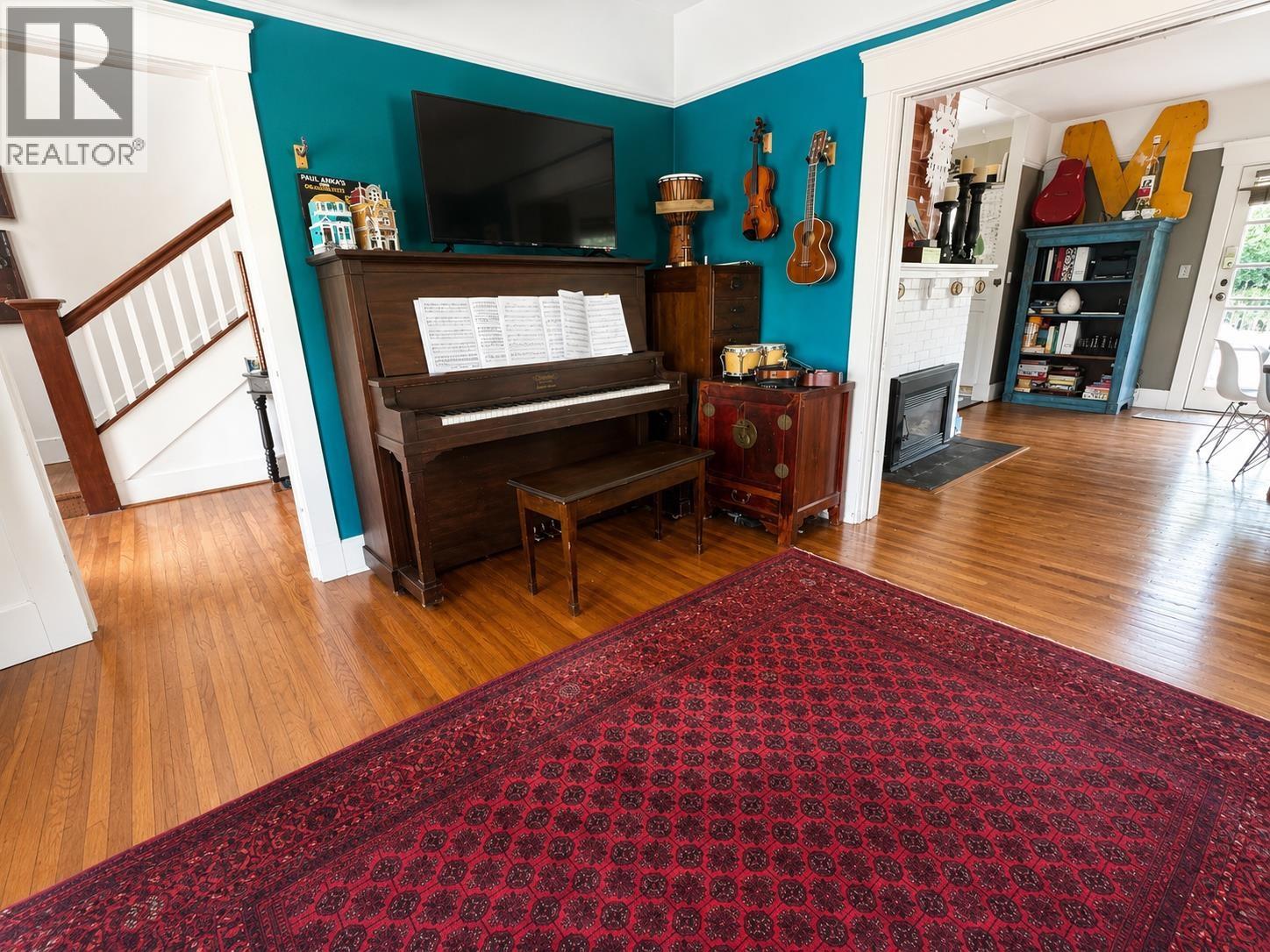 364 E 14th Street, North Vancouver, British Columbia  V7L 2N6 - Photo 6 - R3139517