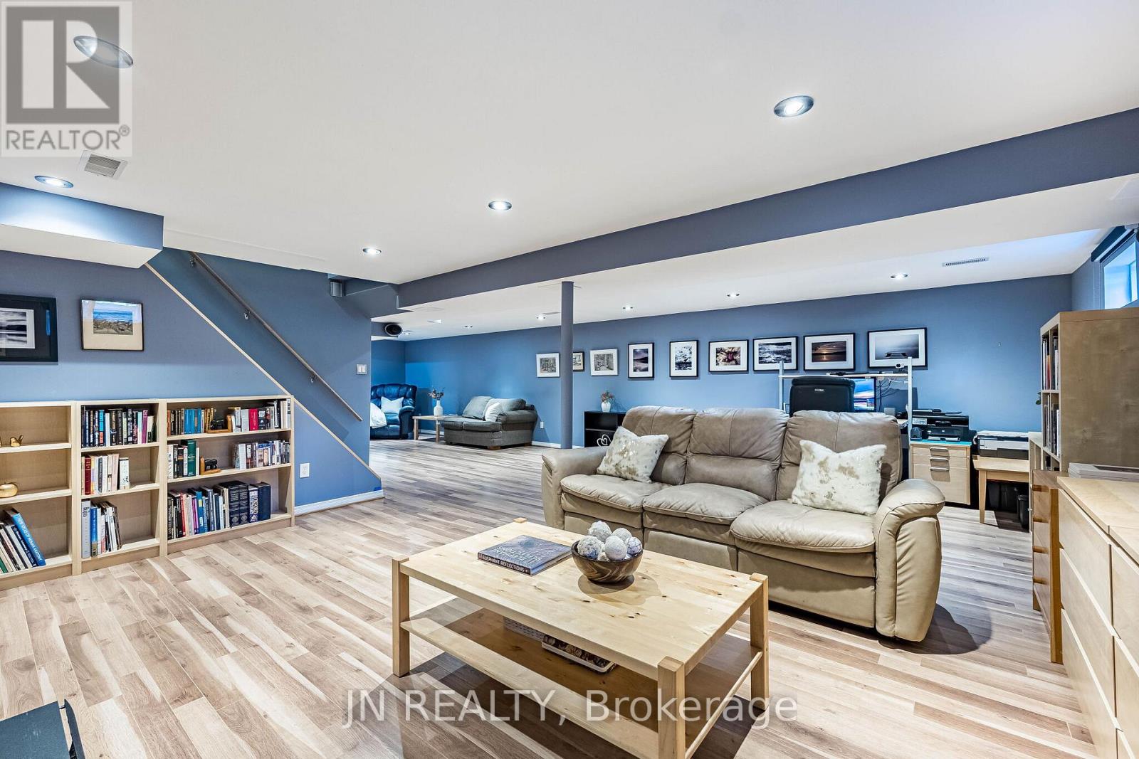 32 Barkwood Court, Brampton, Ontario  L6V 2C3 - Photo 33 - W13483846