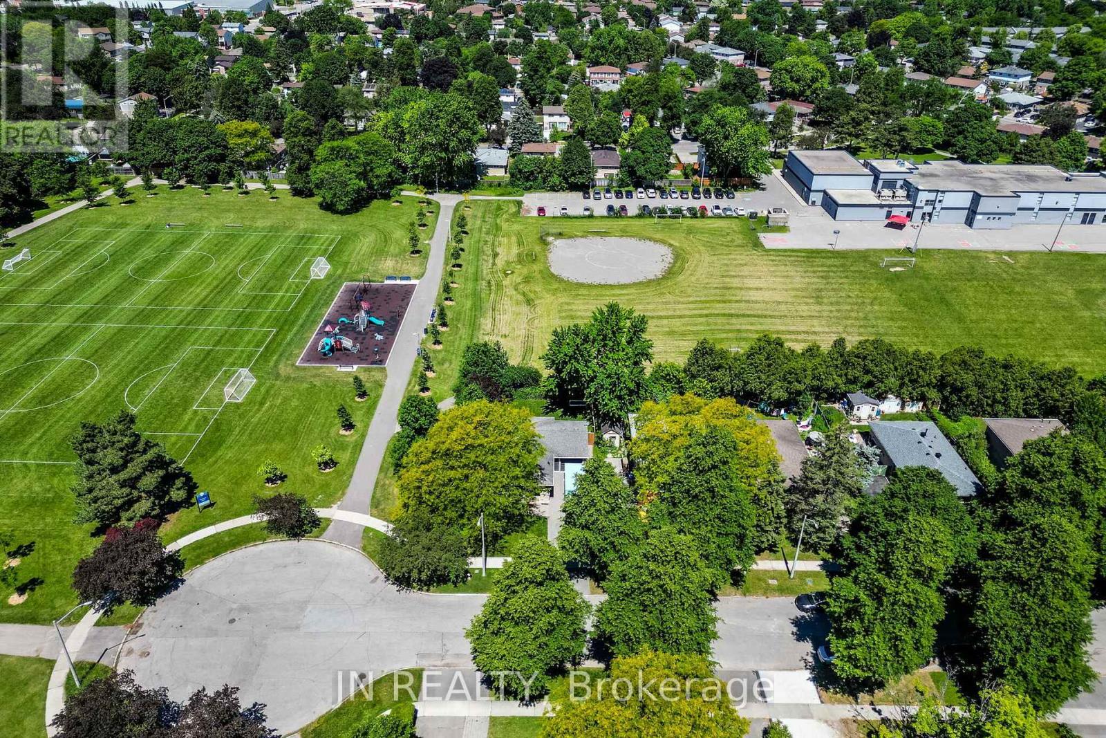 32 Barkwood Court, Brampton, Ontario  L6V 2C3 - Photo 45 - W13483846
