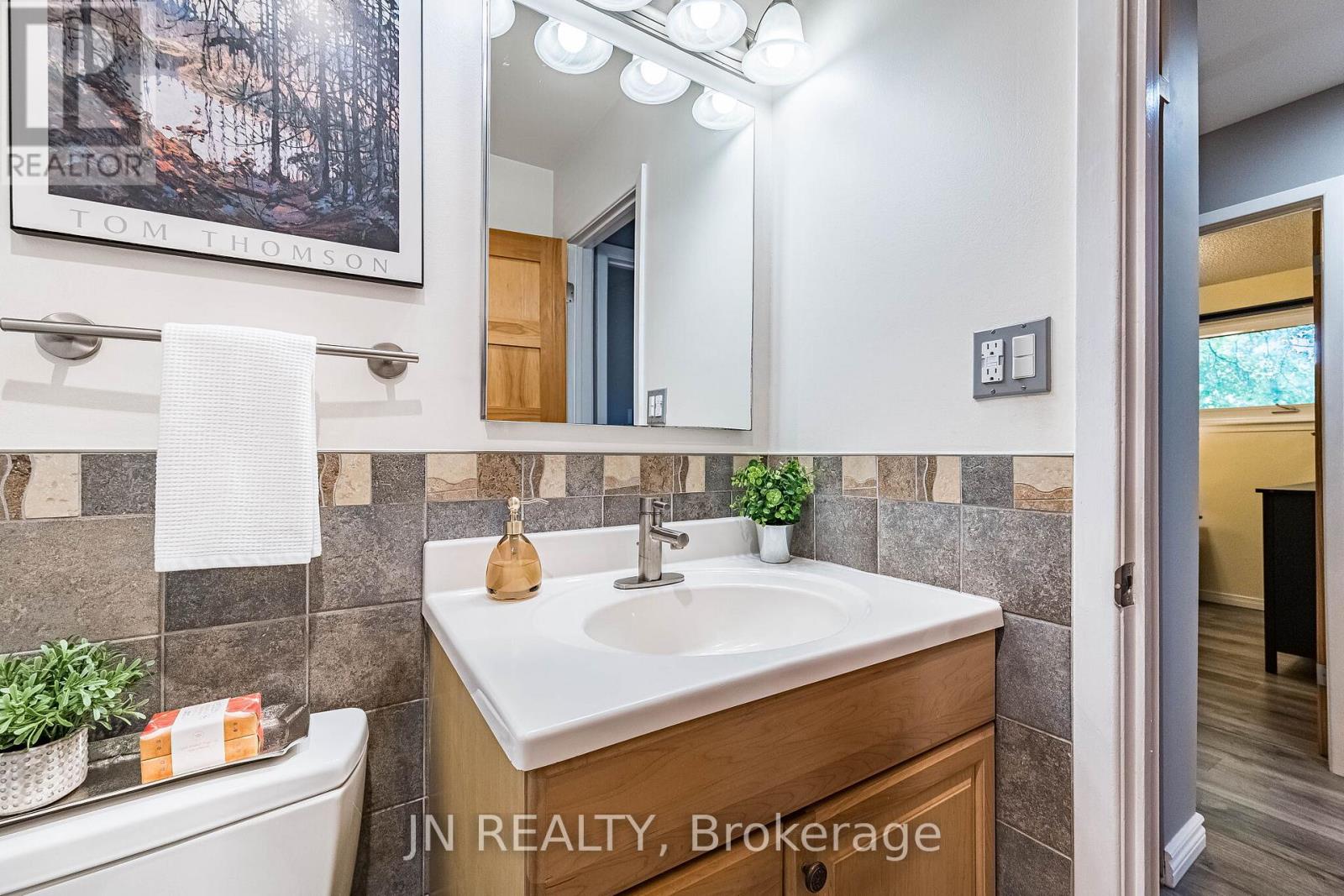 32 Barkwood Court, Brampton, Ontario  L6V 2C3 - Photo 29 - W13483846