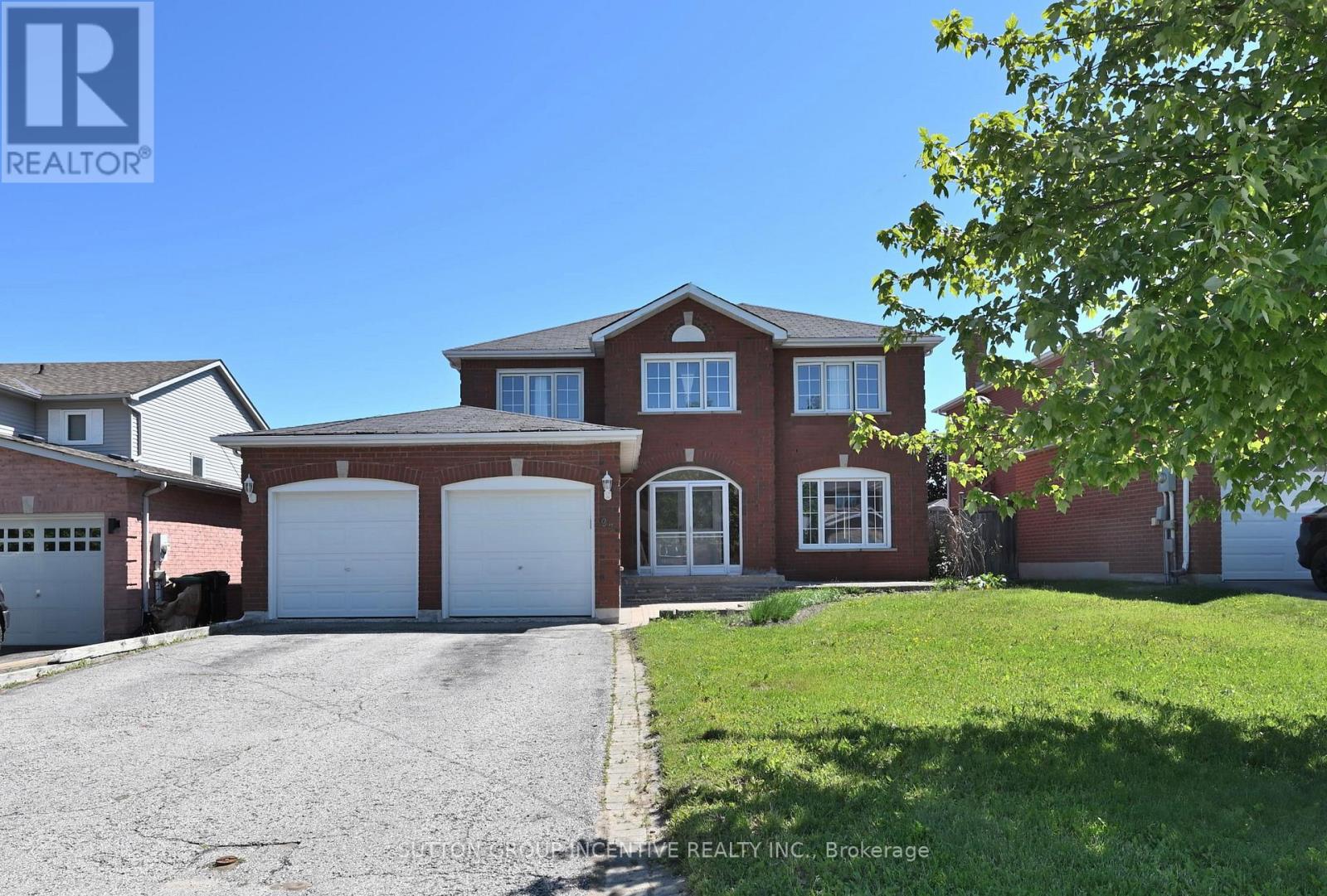 98 CARDINAL STREET, Barrie, Ontario