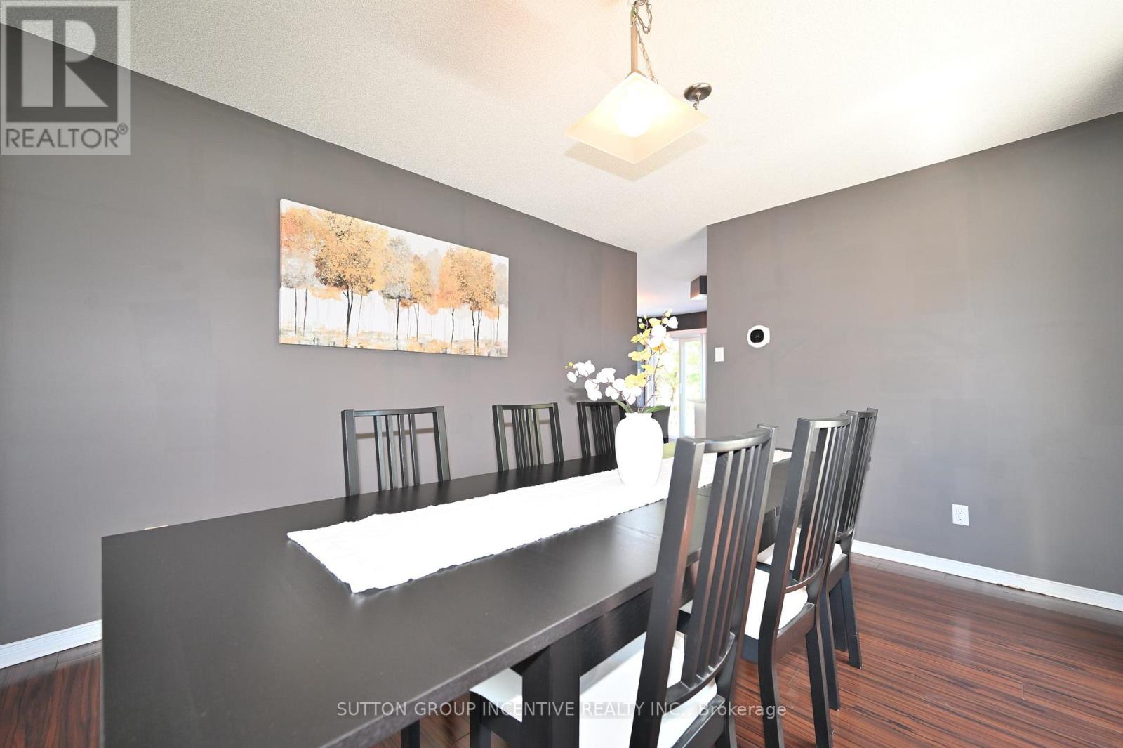 98 Cardinal Street, Barrie, Ontario  L4M 6E3 - Photo 10 - S13485014