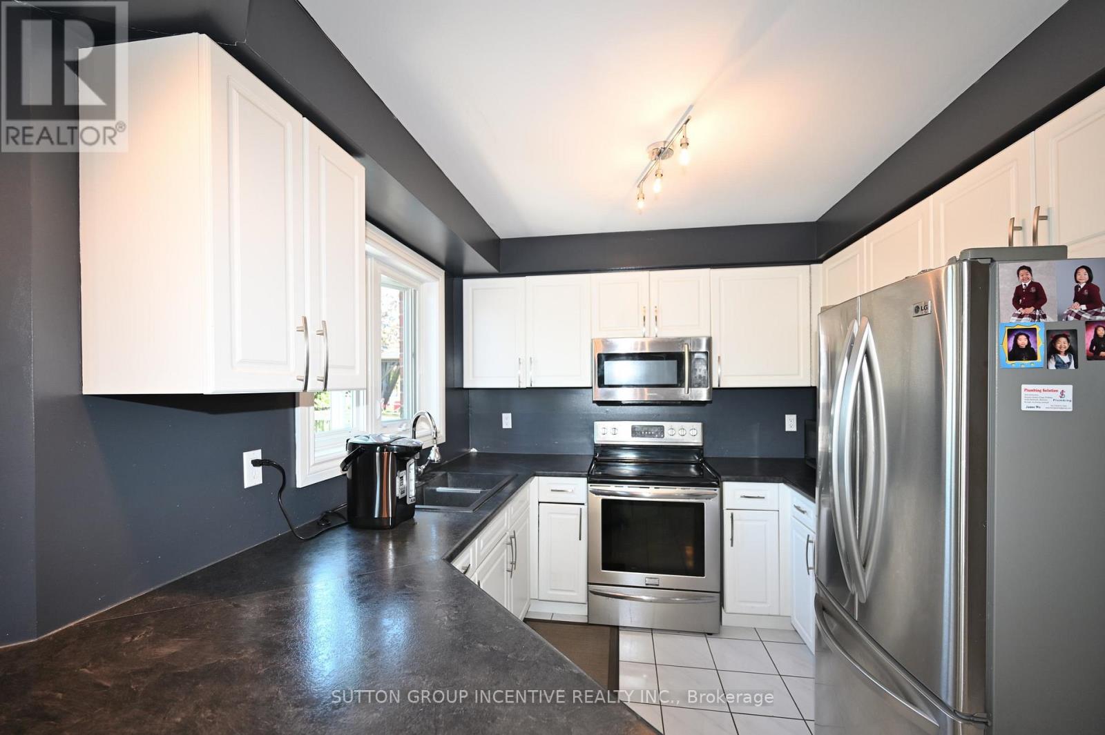 98 Cardinal Street, Barrie, Ontario  L4M 6E3 - Photo 20 - S13485014