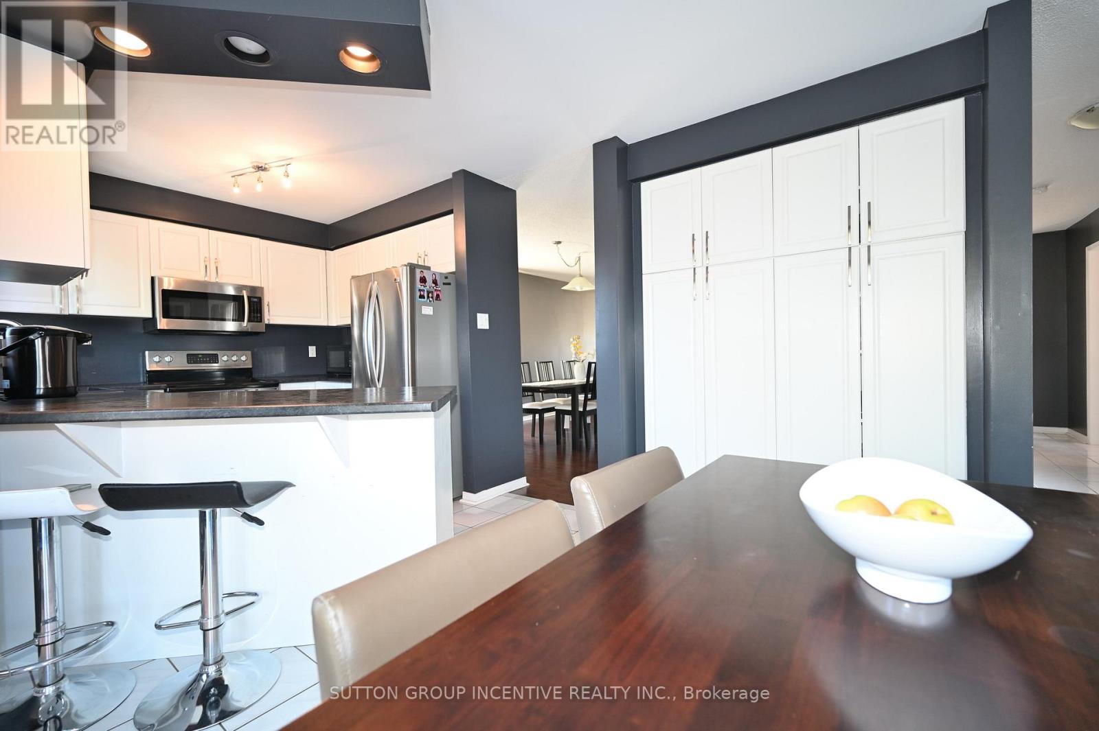 98 Cardinal Street, Barrie, Ontario  L4M 6E3 - Photo 23 - S13485014