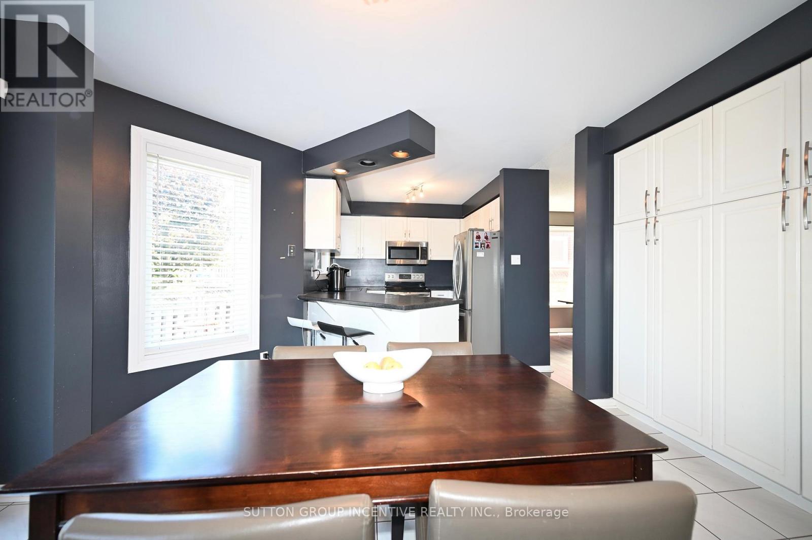 98 Cardinal Street, Barrie, Ontario  L4M 6E3 - Photo 24 - S13485014