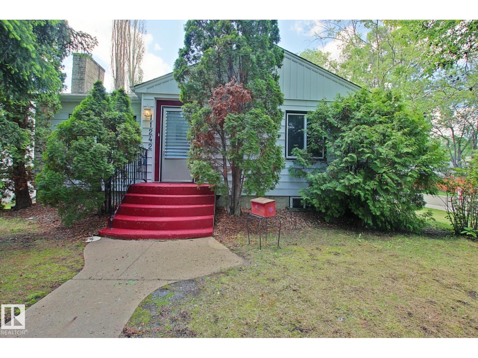 11242 56 ST NW, Edmonton, Alberta