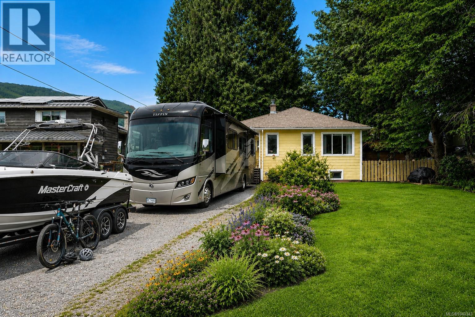 15 King George St S, Lake Cowichan, British Columbia  V0R 2G0 - Photo 4 - 1040343