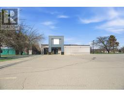 61 QUEEN STREET N, Mississauga, Ontario