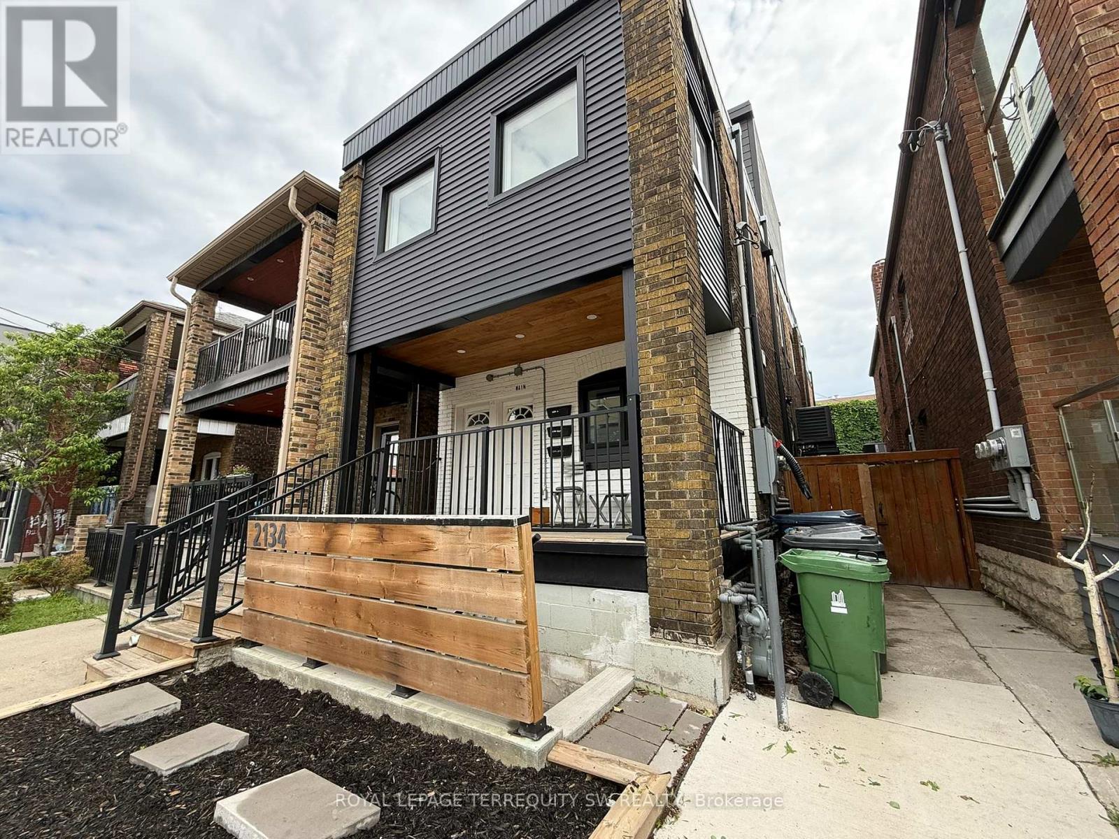 1 LOWER - 2134 DUNDAS STREET W, Toronto, Ontario