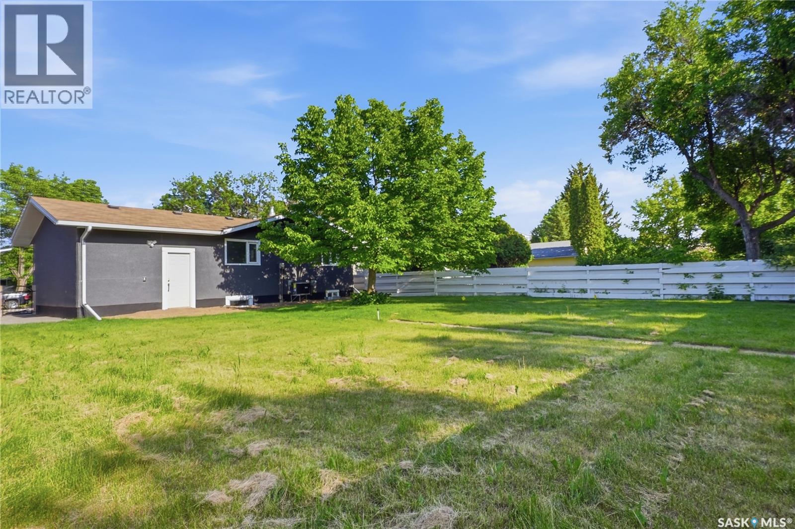 27 Walker Crescent, Saskatoon, Saskatchewan  S7L 4H7 - Photo 44 - SK040529