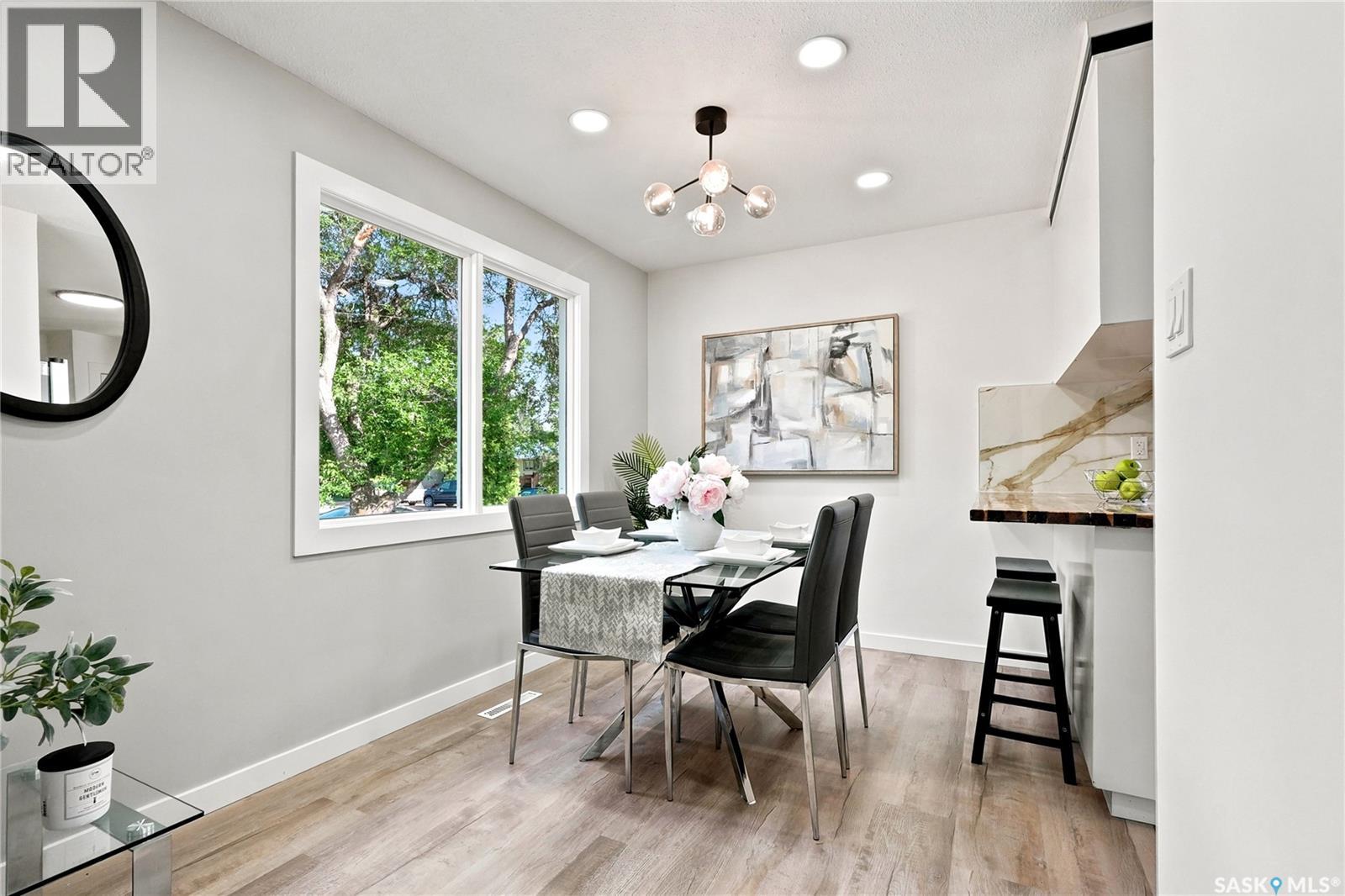 27 Walker Crescent, Saskatoon, Saskatchewan  S7L 4H7 - Photo 8 - SK040529