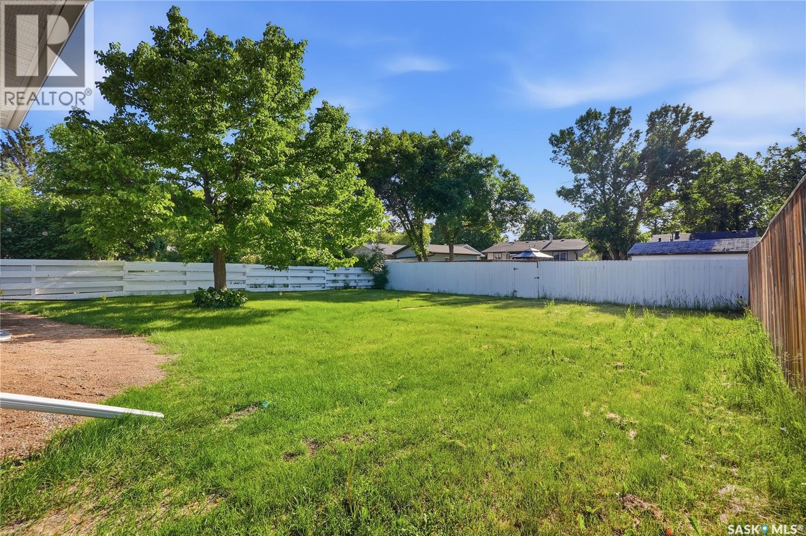 27 Walker Crescent, Saskatoon, Saskatchewan  S7L 4H7 - Photo 43 - SK040529