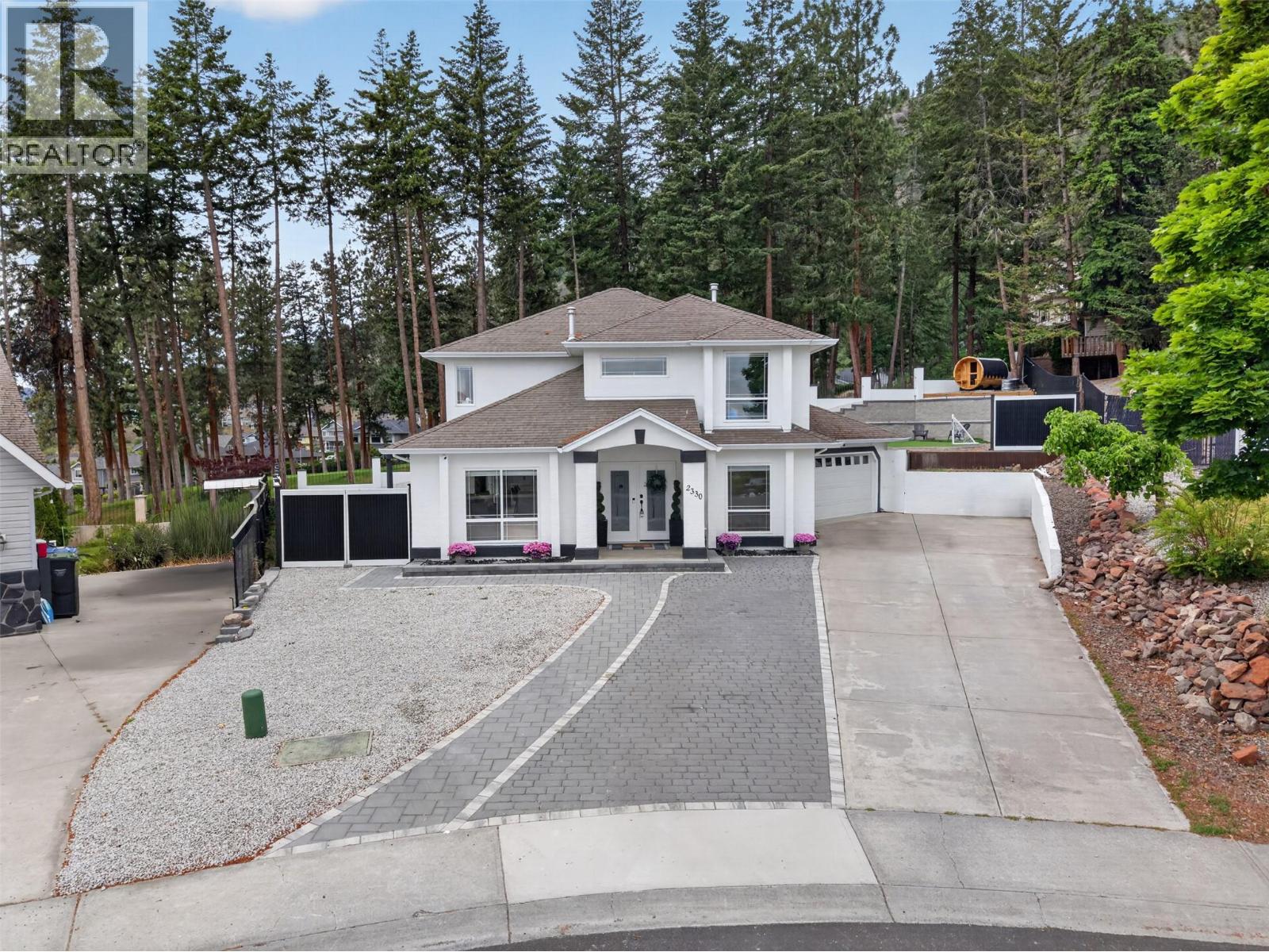 2330 Shannon Woods Drive, West Kelowna, British Columbia  V4T 2P1 - Photo 2 - 10389357