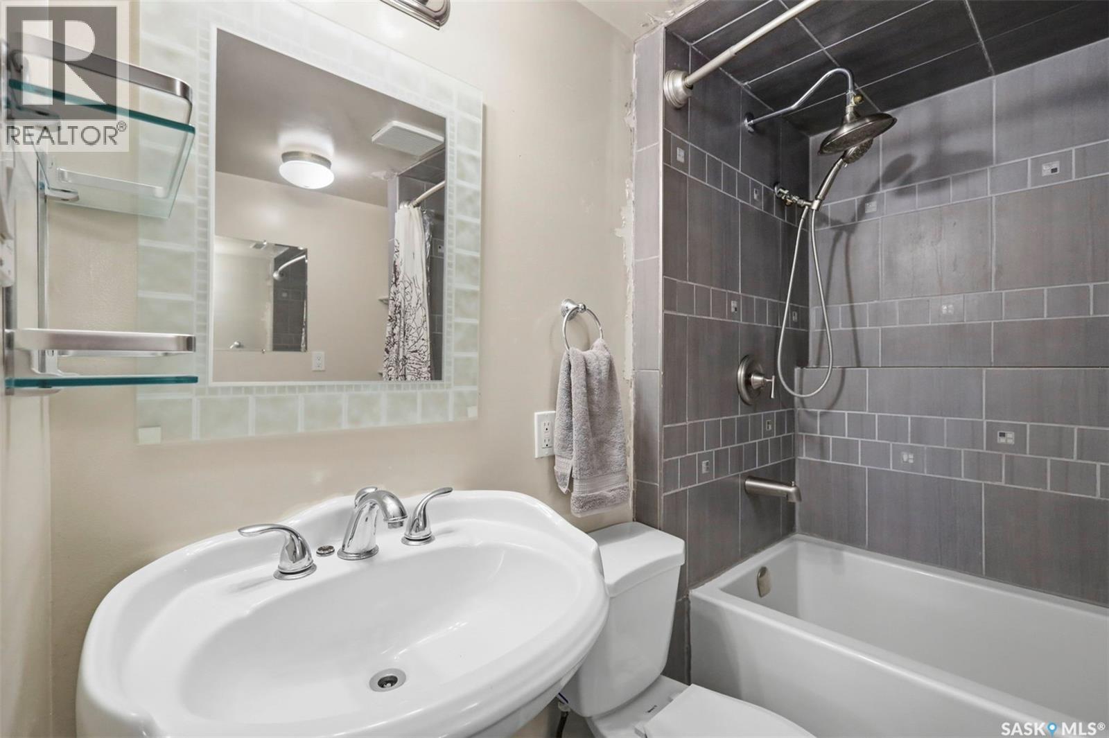 483 Wakabayashi Crescent, Saskatoon, Saskatchewan  S7K 7M6 - Photo 29 - SK040515