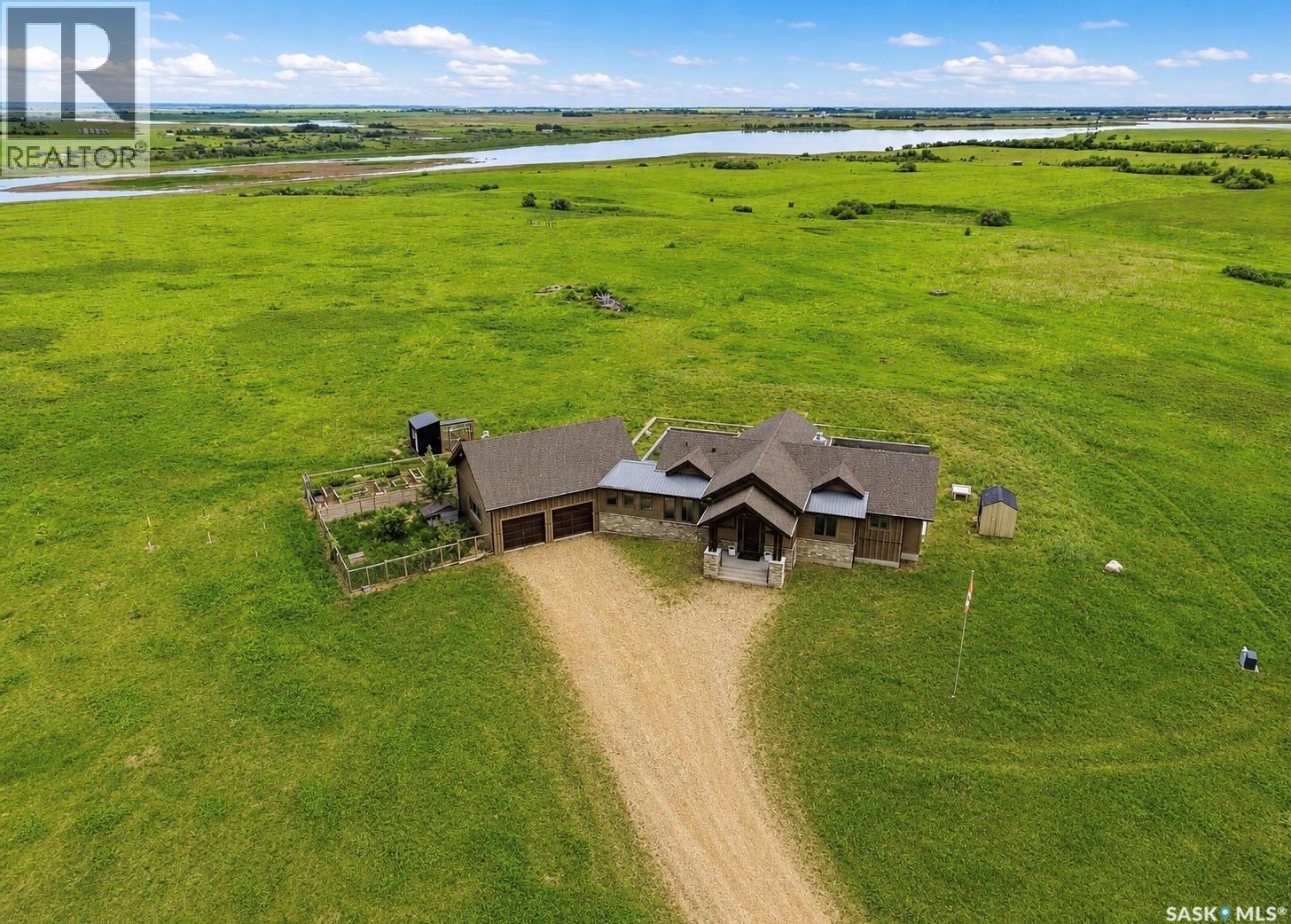 Bradshaw Acreage, Blucher Rm No. 343, Saskatchewan  S0K 0P0 - Photo 9 - SK040432