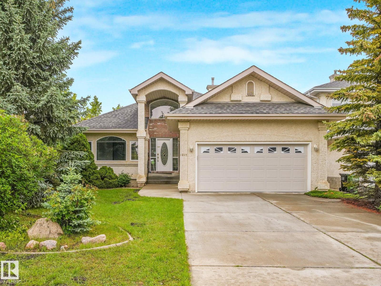 1217 115a St Nw, Edmonton, Alberta  T6J 6Z3 - Photo 1 - E4489084