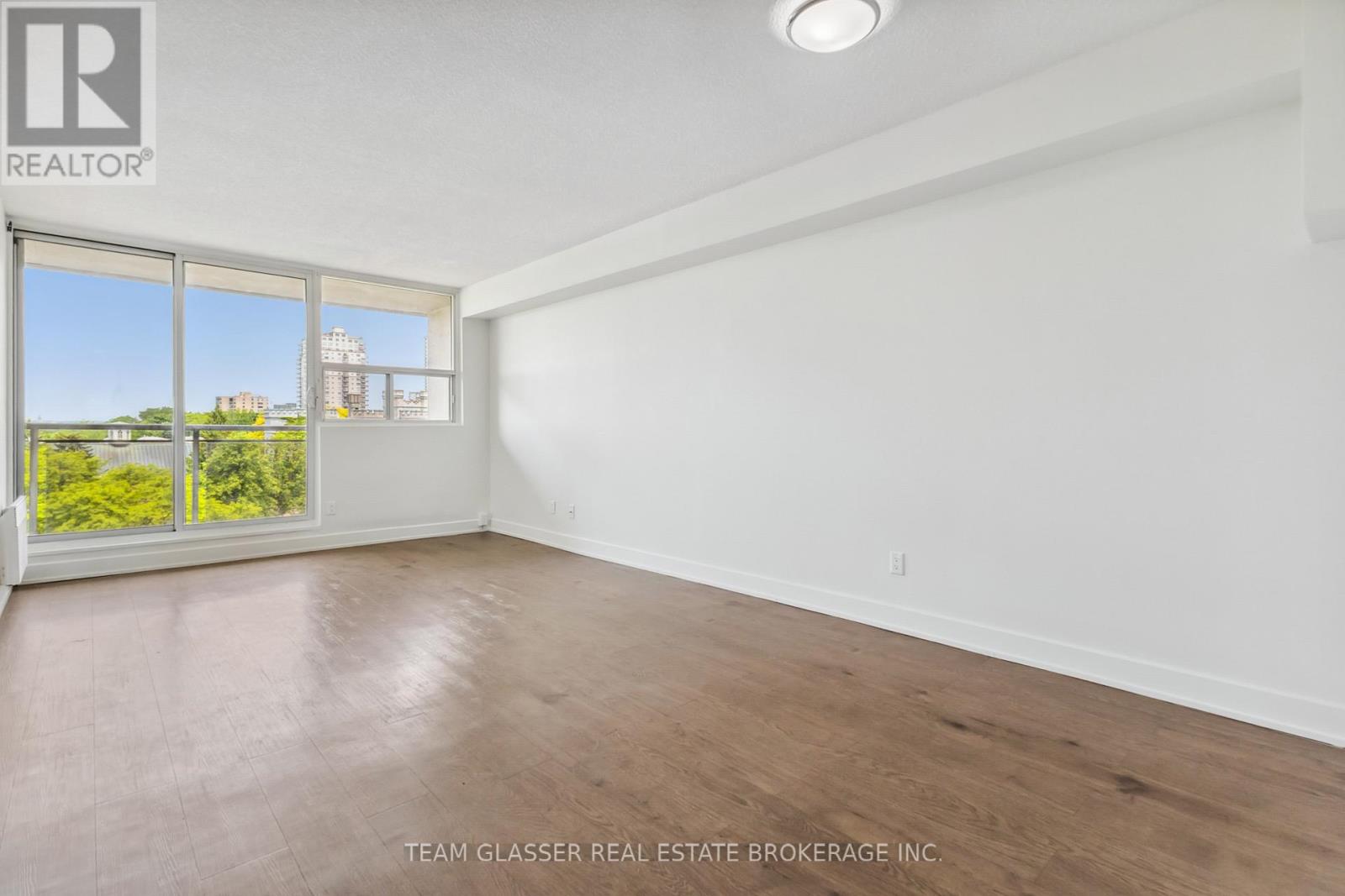 409 - 21 King Street, London East, Ontario  N6A 5H3 - Photo 11 - X13485120