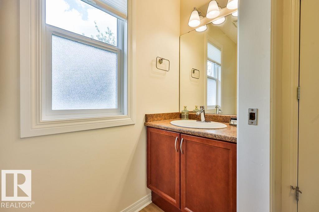 8760 Stein Ln NW, Edmonton, Alberta  T6R 0L5 - Photo 8 - E4495391