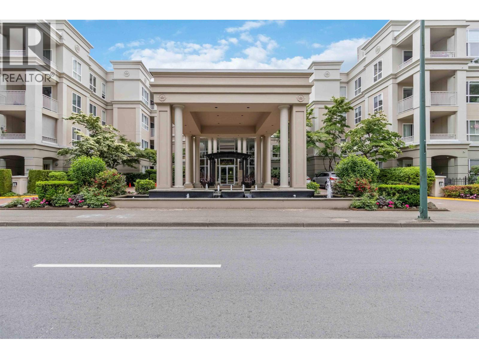 226 3098 Guildford Way, Coquitlam, British Columbia  V3B 7W8 - Photo 4 - R3132366