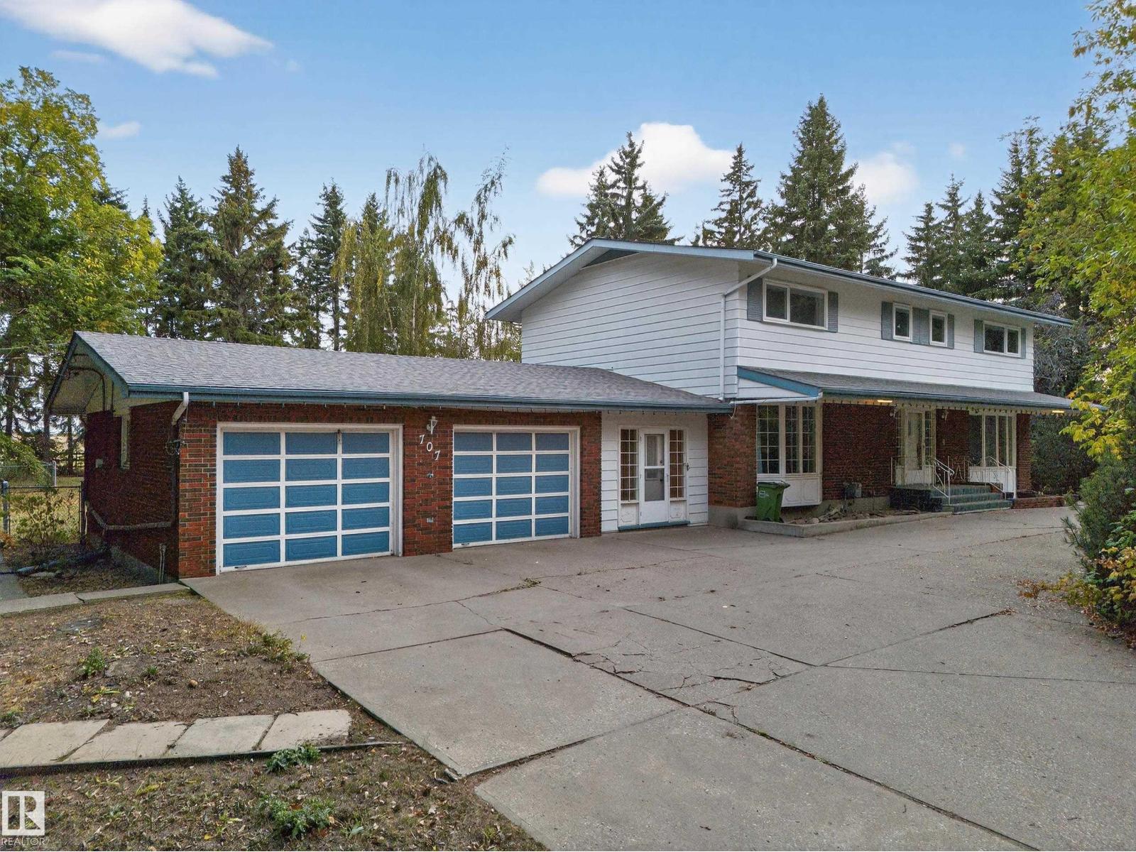 707 65 AV NW, Edmonton, Alberta