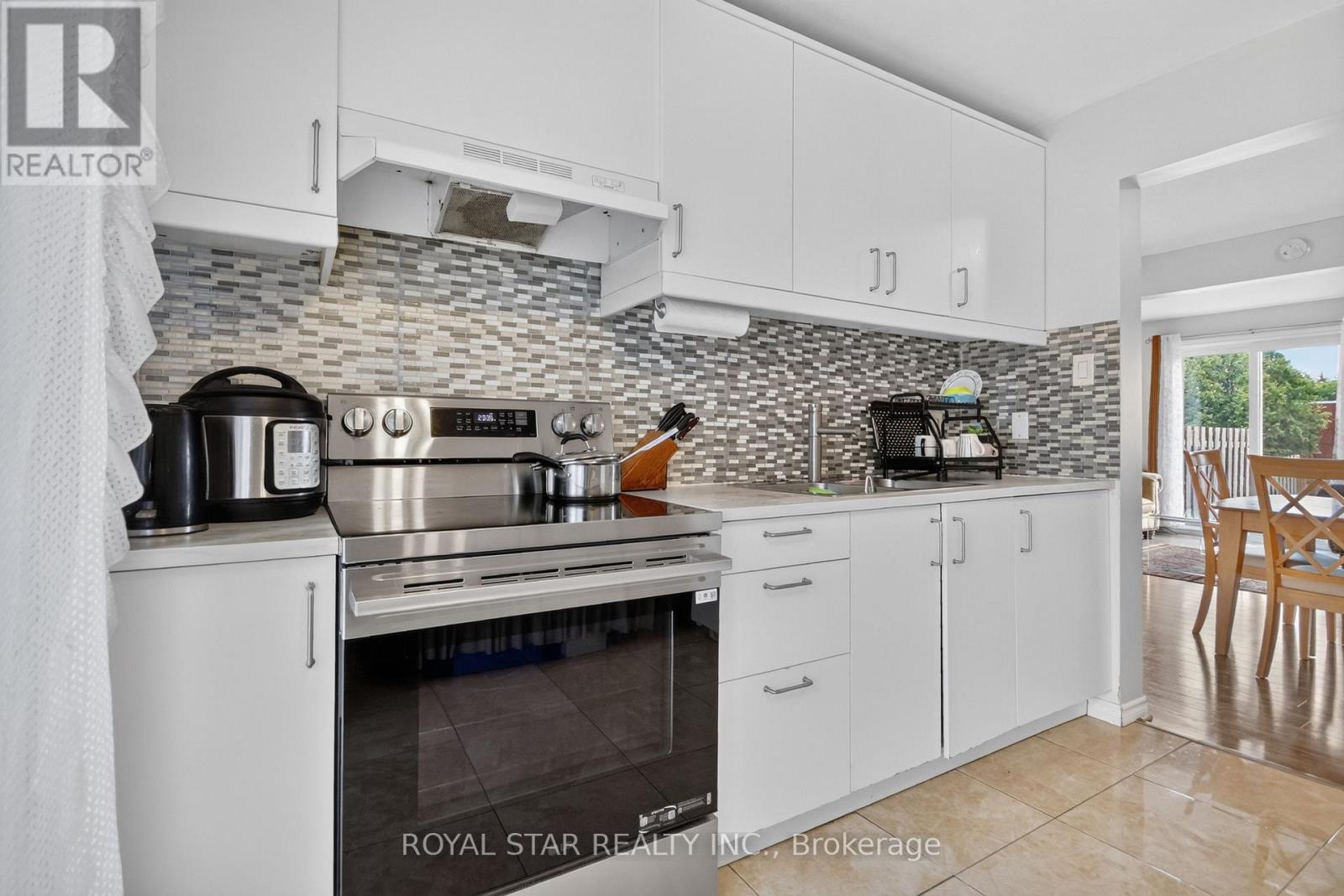 5 - 3333 MCCARTHY ROAD - Photo 17
